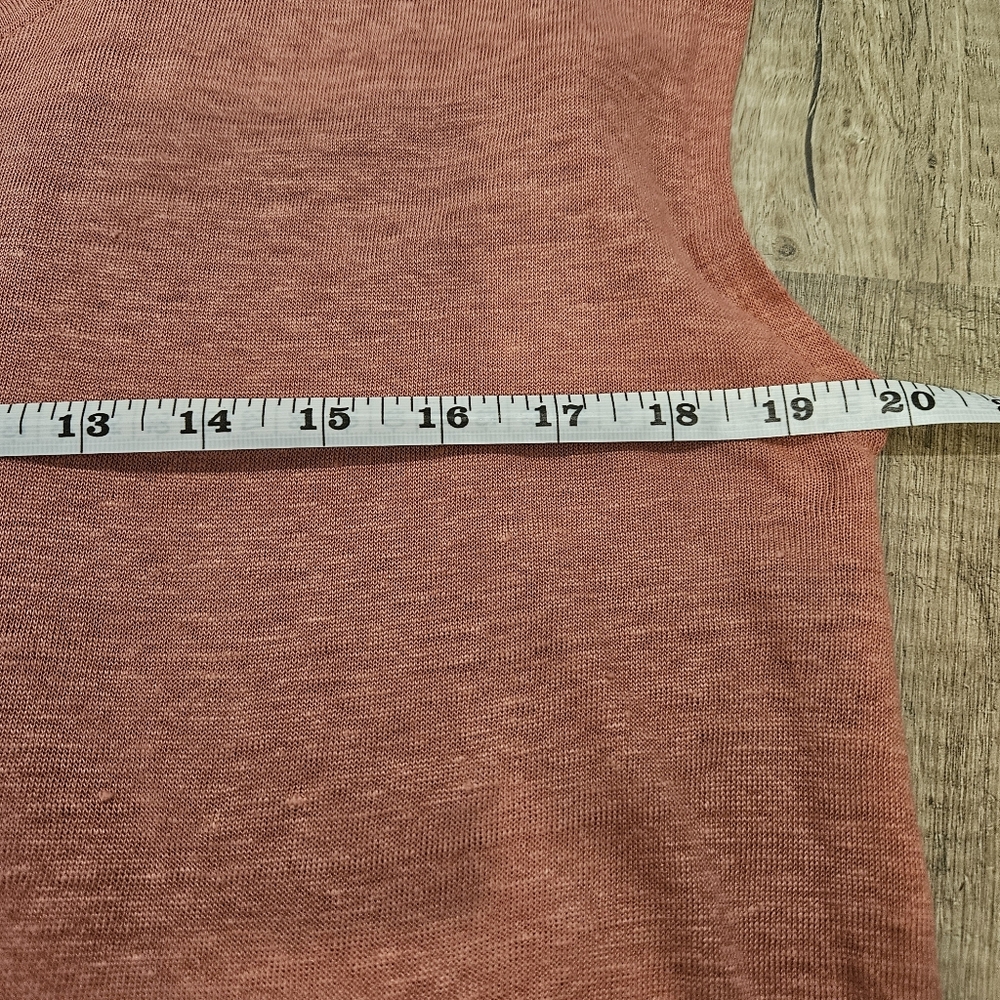 Tahari Women's Terracotta Button-Back Shirt With FREE Matching Necklace - Picture 7 of 10
